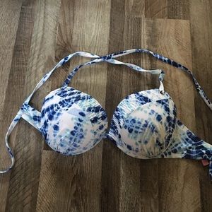 Victoria secret bathing suit size 34D